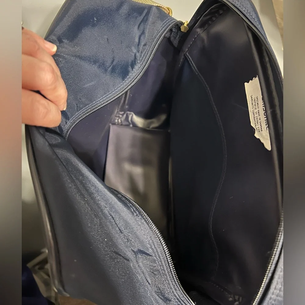 Samsonite Navy Blue tote bag/luggage